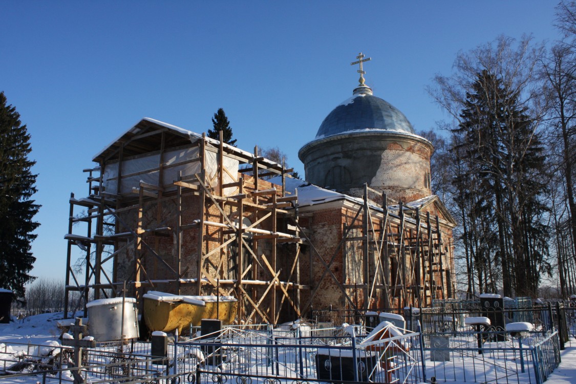 Церковь Николая Чудотворца на Холмах, Новосёлки (Наро-Фоминский городской округ, Московская область). фасады