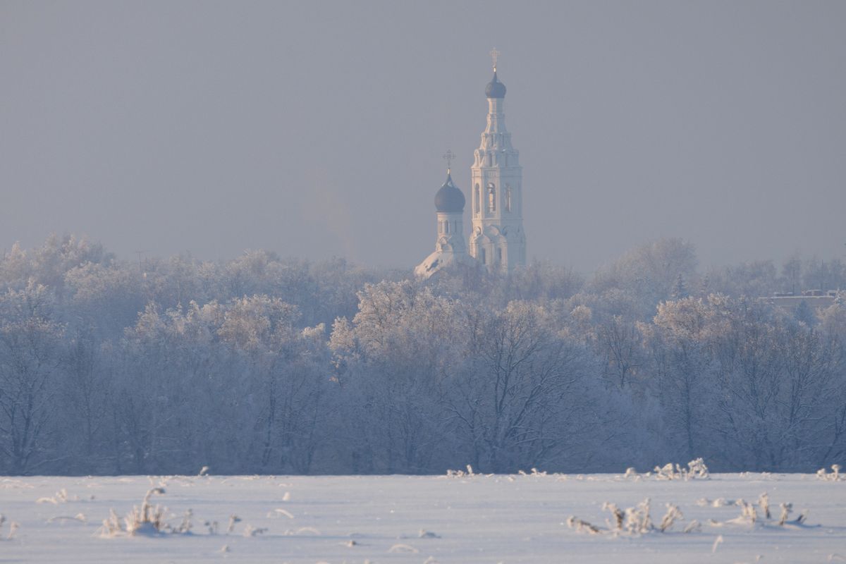 Вид со стороны Пущино., художественные фотографии. Церковь Благовещения Пресвятой Богородицы, Липицы (Серпуховский городской округ и гг. Протвино, Пущино, Московская область)