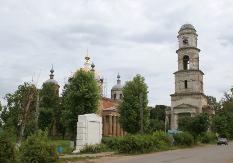 Мещовск. Собор Благовещения Пресвятой Богородицы. фасады, Вид с юго-востока