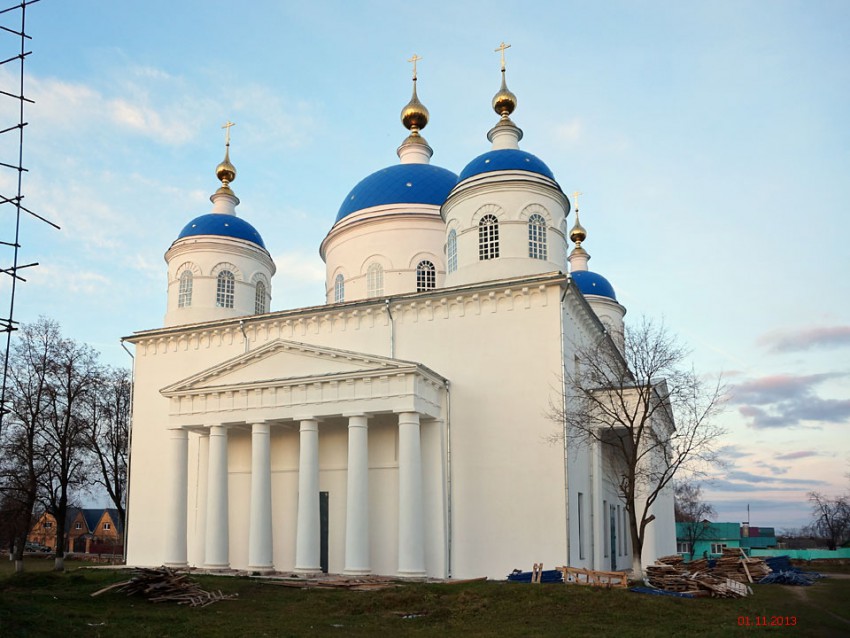 Мещовск. Собор Благовещения Пресвятой Богородицы. фасады