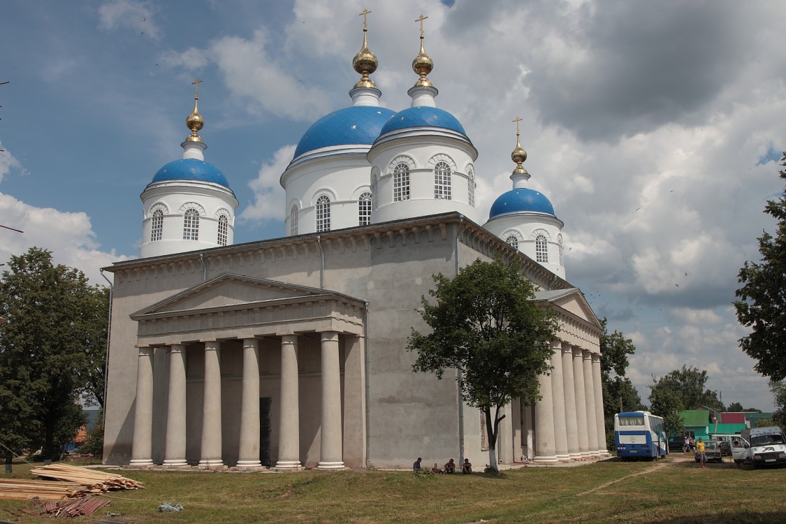 Мещовск. Собор Благовещения Пресвятой Богородицы. фасады