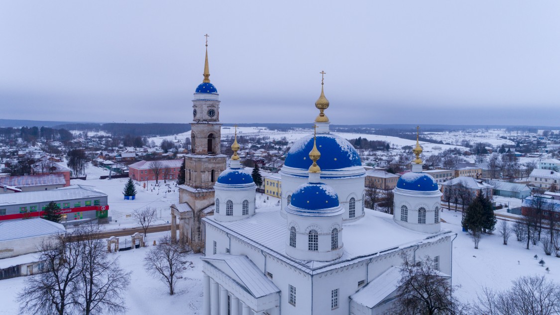 Собор Благовещения Пресвятой Богородицы, Мещовск (Мещовский район, Калужская область). общий вид в ландшафте