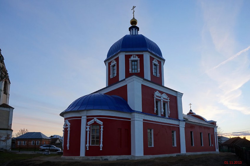 Мещовск. Церковь Благовещения Пресвятой Богородицы. фасады