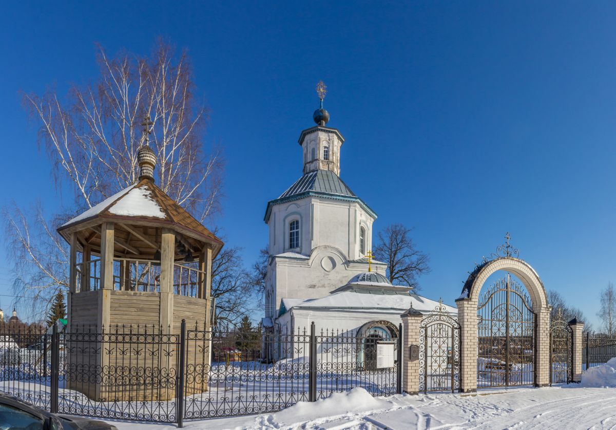 Церковь Троицы Живоначальной, Мосальск (Мосальский район, Калужская область). фасады, Панорама с запада