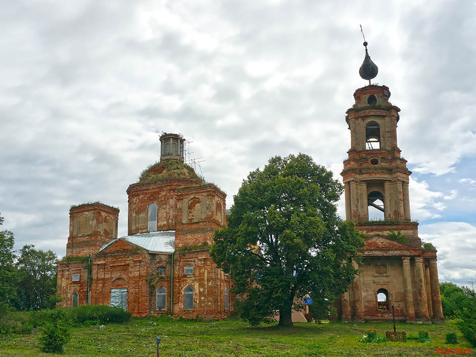 Церковь Рождества Христова, Щелканово (Юхновский район, Калужская область). фасады