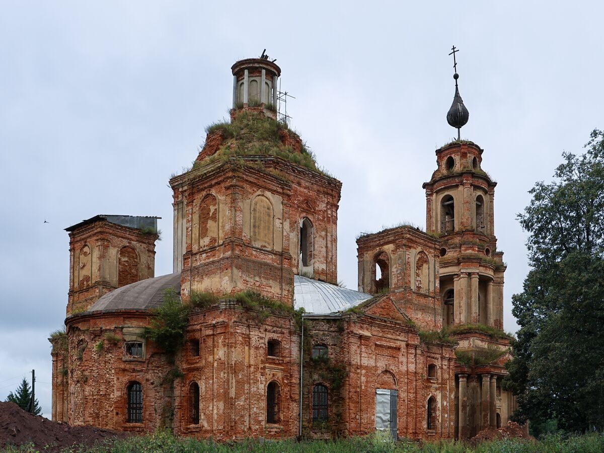 Церковь Рождества Христова, Щелканово (Юхновский район, Калужская область). фасады
