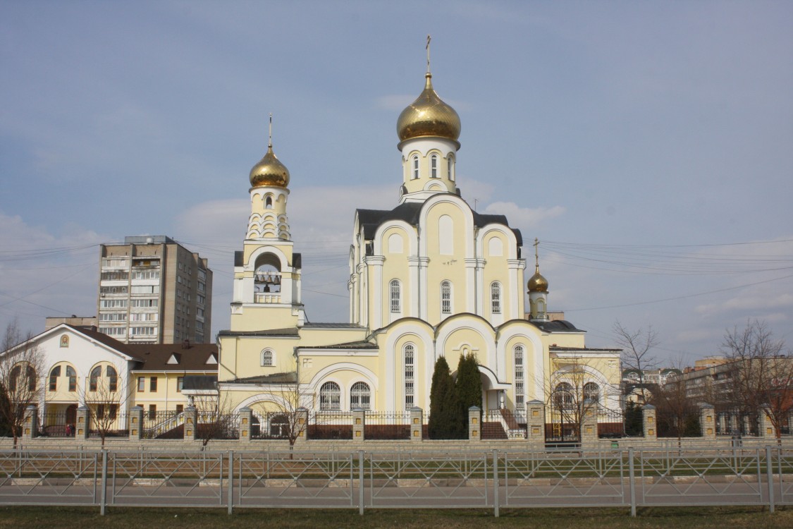 Обнинск. Церковь Рождества Христова. фасады