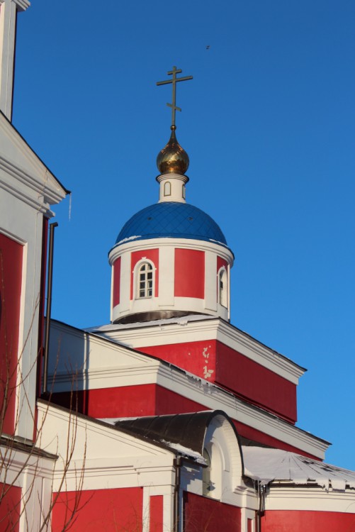 Церковь Елисаветы Феодоровны, Белоусово (Жуковский район, Калужская область). архитектурные детали, Завершение основного объема храма