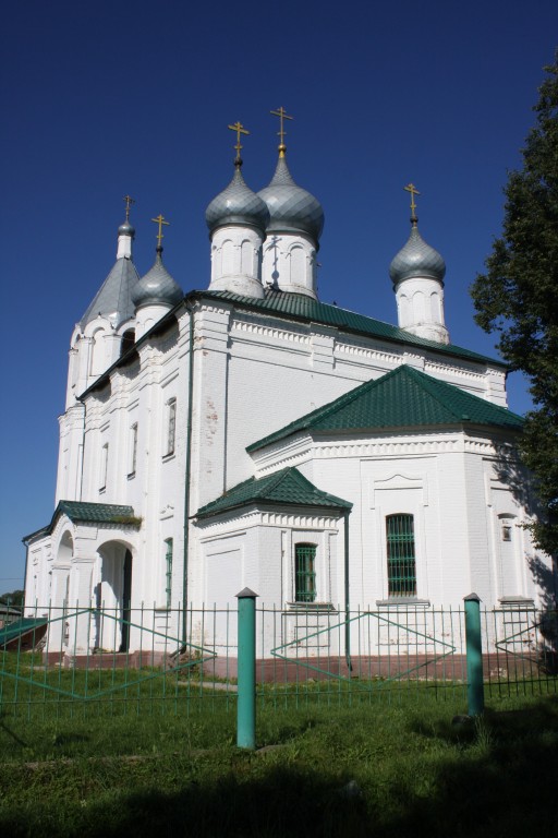 Тарутино. Церковь Николая Чудотворца. фасады