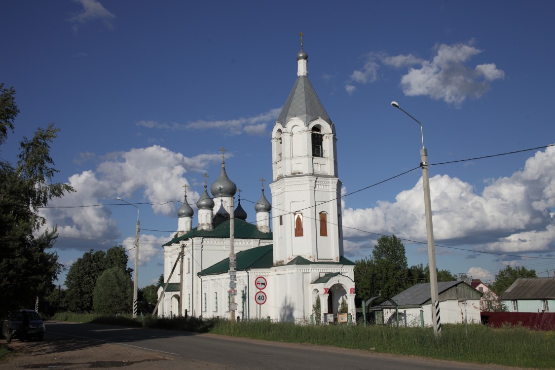 Тарутино. Церковь Николая Чудотворца. фасады