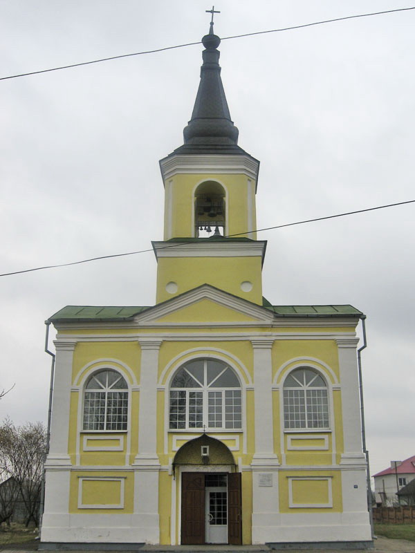 Севск. Церковь Петра и Павла. фасады