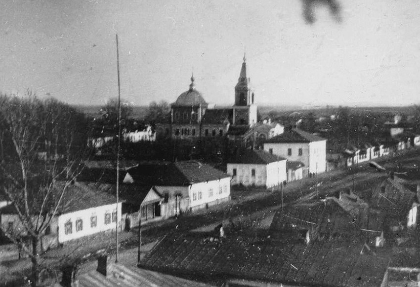 Севск. Церковь Петра и Павла. архивная фотография, Фото с сайта http://humus.livejournal.com/4051012.html