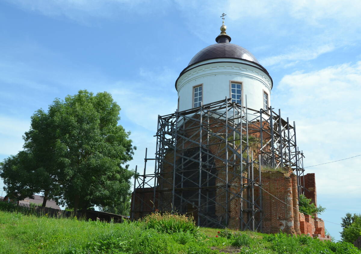 Церковь Михаила Архангела, Севск (Севский район, Брянская область). документальные фотографии