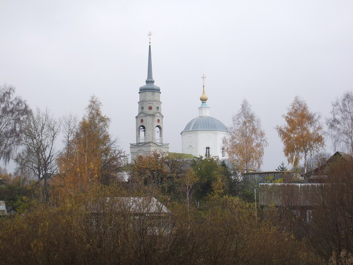 Карачев. Собор Михаила Архангела. общий вид в ландшафте