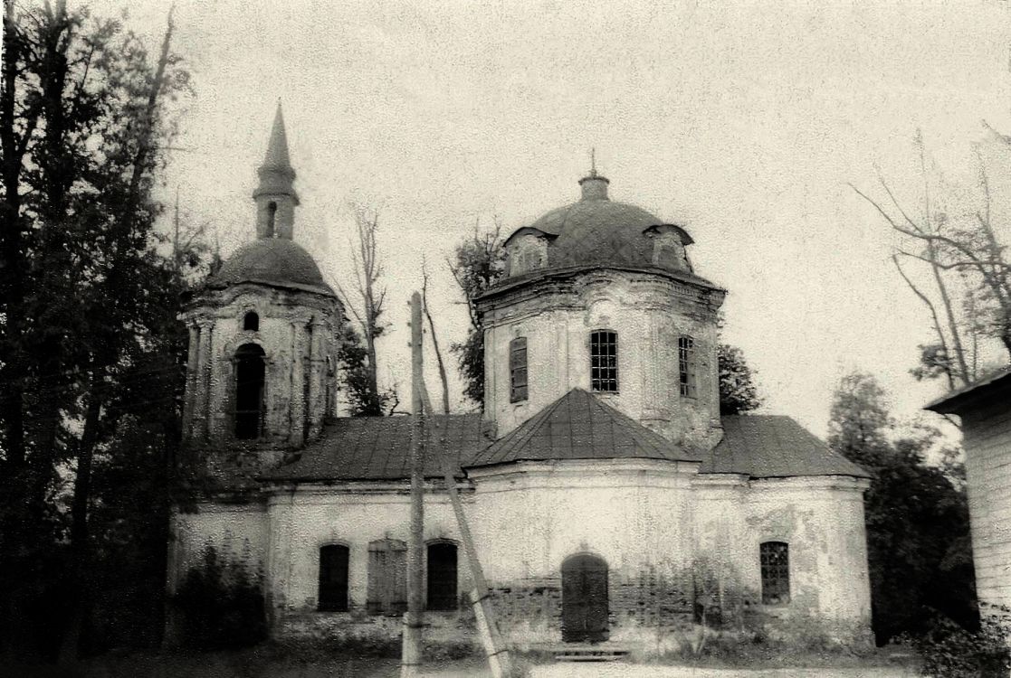Церковь Михаила Архангела, Солова (Стародубский район и г. Стародуб, Брянская область). архивная фотография, Частная коллекция. Фото 1970-х годов