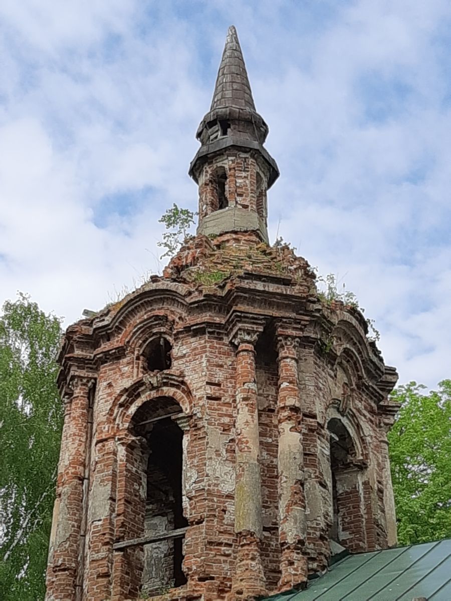 Церковь Михаила Архангела, Солова (Стародубский район и г. Стародуб, Брянская область). архитектурные детали