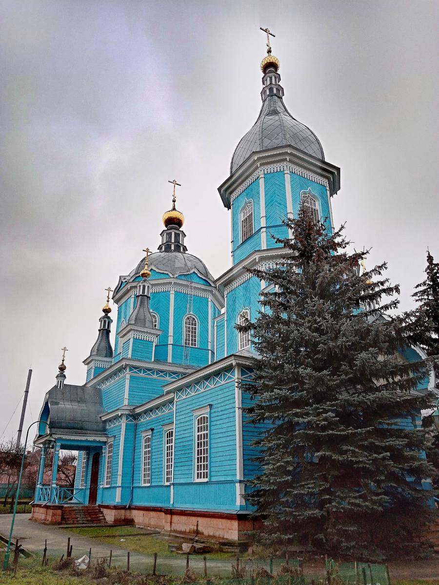 Вид с северо-запада, общий вид в ландшафте. Церковь Преображения Господня (новая), Новозыбков (Новозыбковский район и г. Новозыбков, Брянская область)