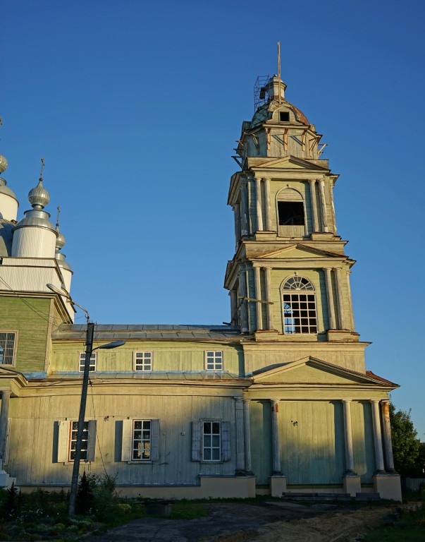 Новозыбков. Церковь Николая Чудотворца и Рождества Пресвятой Богородицы. архитектурные детали