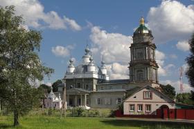 Новозыбков. Церковь Николая Чудотворца и Рождества Пресвятой Богородицы