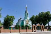 Новозыбков. Троицы Живоначальной, церковь