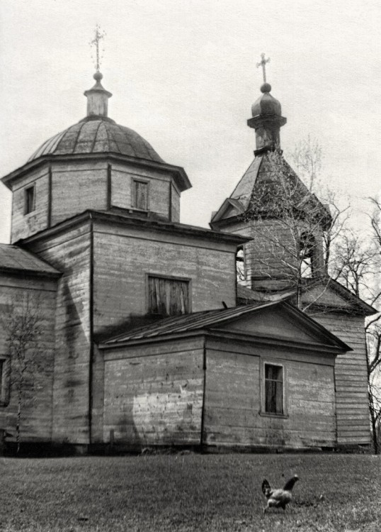 Бобрик. Церковь Михаила Архангела. архивная фотография, Частная коллекция. Фото 1970-х годов