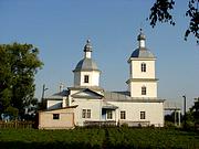 Церковь Параскевы Пятницы, в 2008 произведен ремонт церкви, Заречное, Погарский район, Брянская область