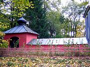 Церковь Успения Пресвятой Богородицы, Усыпальница А.К. и С.А. Толстых, пристроенная к церкви<br>, Красный Рог, Почепский район, Брянская область
