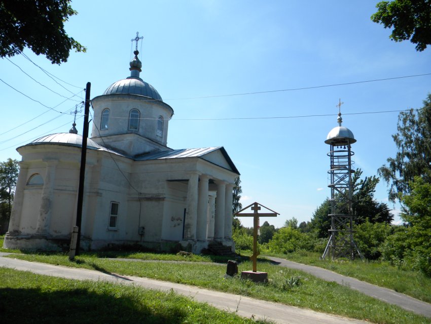Церковь Успения Пресвятой Богородицы, Найтоповичи (Унечский район, Брянская область). фасады