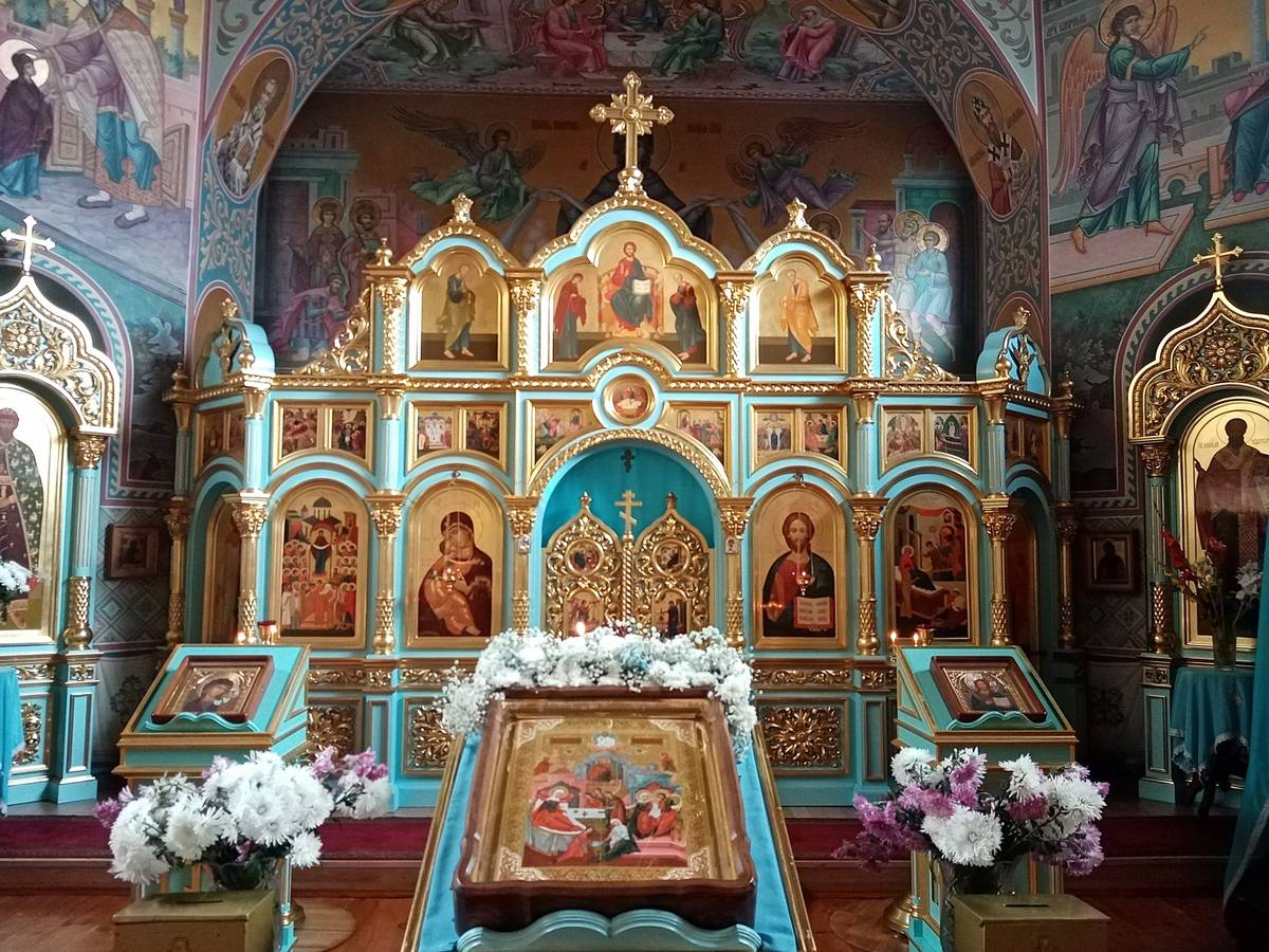 Церковь Рождества Пресвятой Богородицы, Брянск (Брянск, город, Брянская область). интерьер и убранство, Иконостас храма