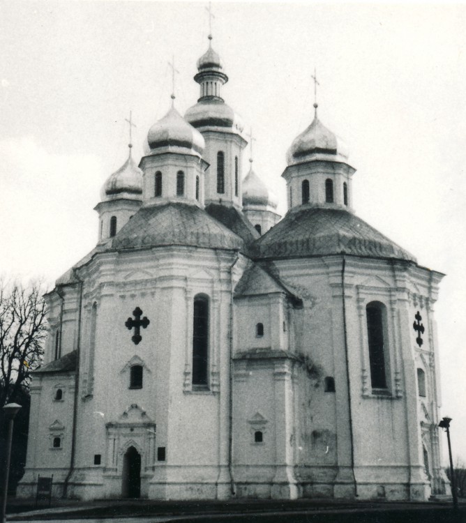 Чернигов. Церковь Екатерины. фасады