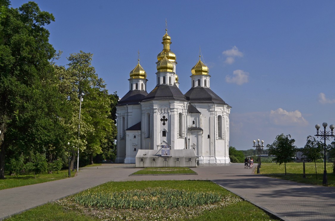 Чернигов. Церковь Екатерины. фасады