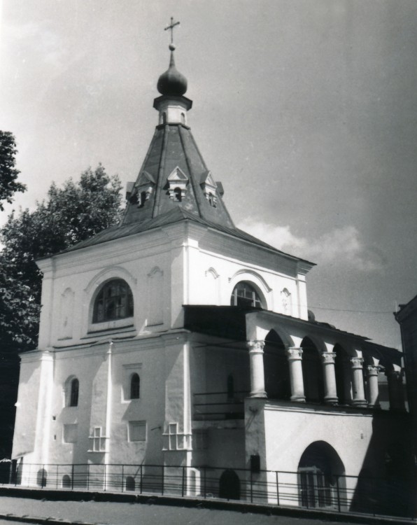 Киев. Церковь Николая Чудотворца (Миколы Доброго). фасады