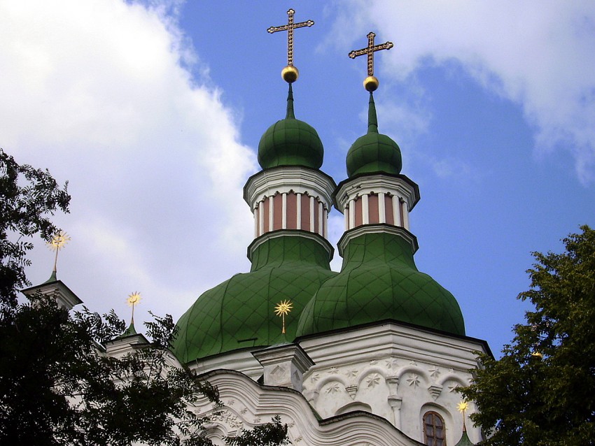 Кирилловский монастырь. Церковь Афанасия и Кирилла, Патриархов Александрийских, Дорогожичи (Подольский район, Украина, г. Киев). архитектурные детали, Купола Кирилловской церкви
