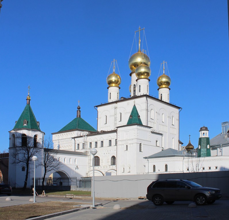 Собор Феодоровской иконы Божией Матери и Александра Невского в память 300-летия Дома Романовых, Центральный район (Санкт-Петербург, г. Санкт-Петербург). фасады, Вид с северо-запада