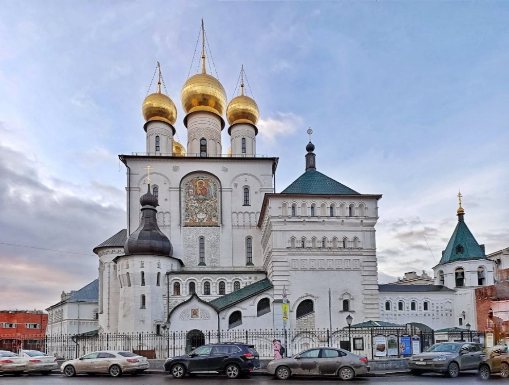 Собор Феодоровской иконы Божией Матери и Александра Невского в память 300-летия Дома Романовых, Центральный район (Санкт-Петербург, г. Санкт-Петербург). фасады