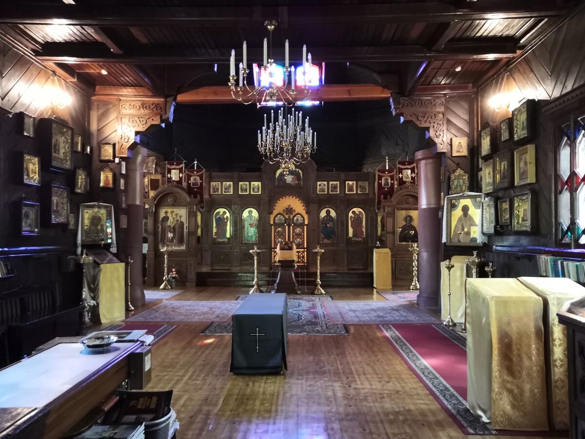 Церковь Пантелеимона Целителя при психиатрической больнице им. Скворцова-Степанова, Приморский район (Санкт-Петербург, г. Санкт-Петербург). интерьер и убранство