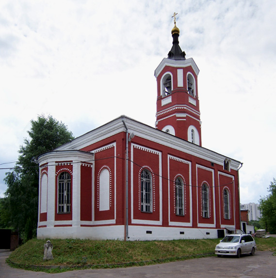 Орехово-Борисово Северное. Церковь Троицы Живоначальной в Борисове. фасады