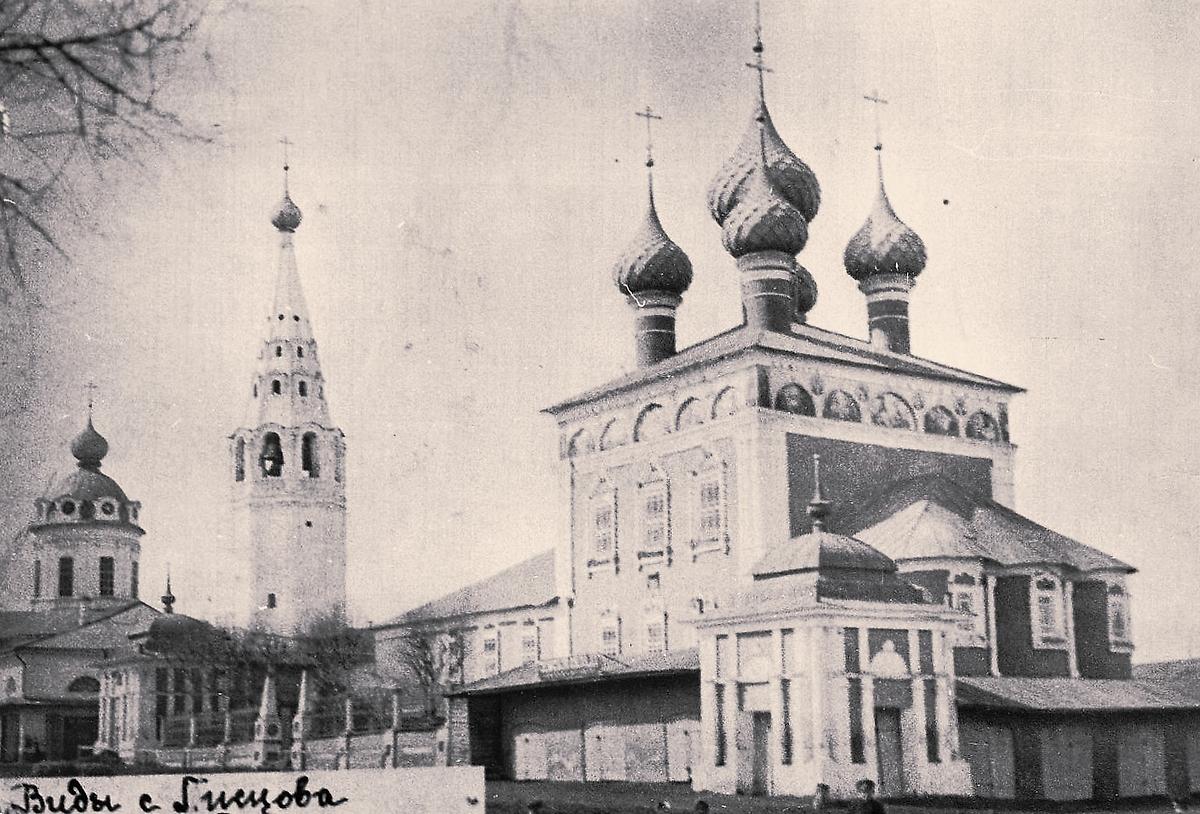 Фотография нач. ХХ в. Приблизительная датировка: 1909-1917 гг., архивная фотография. Собор Троицы Живоначальной, Писцово (Комсомольский район, Ивановская область)