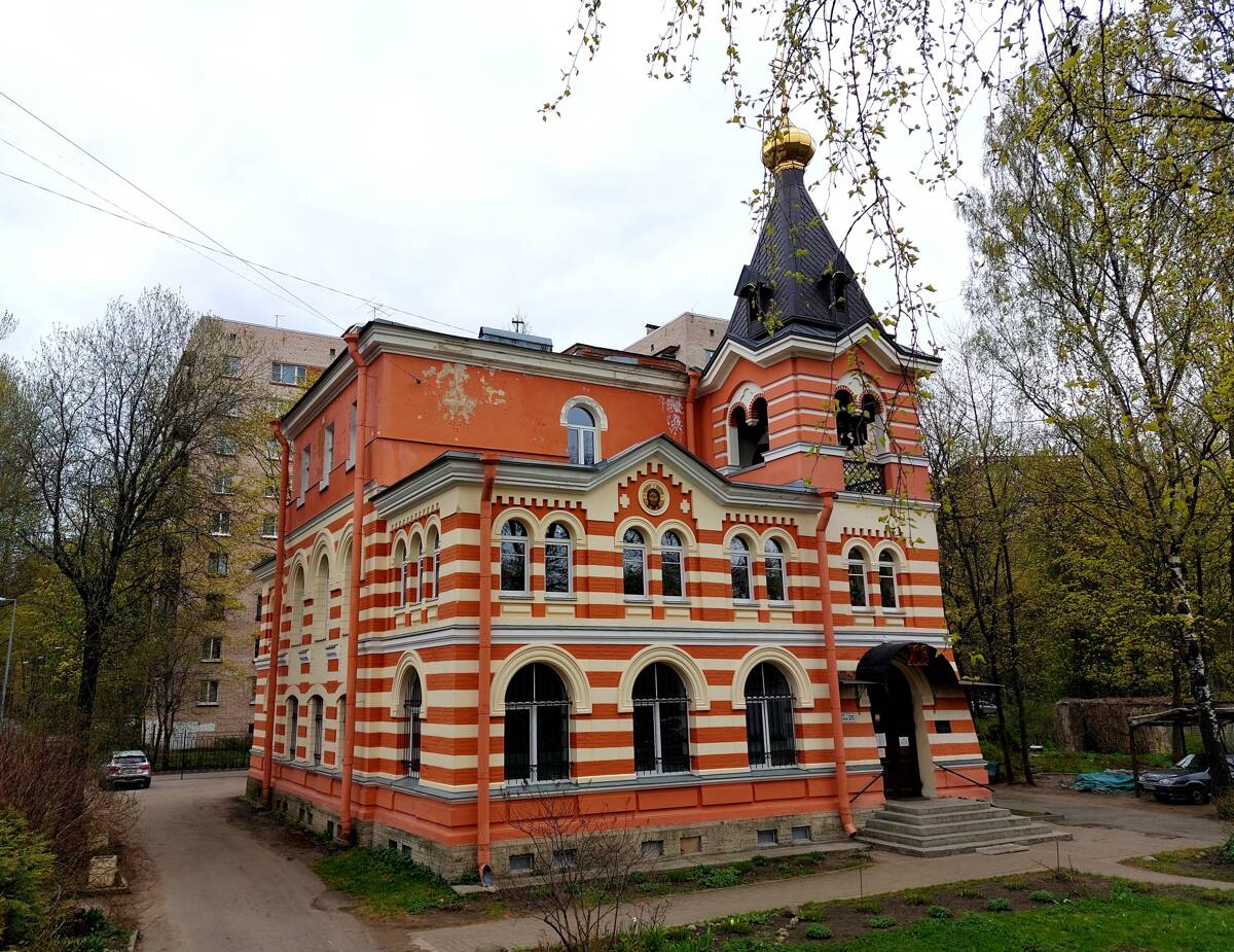 Выборгский район. Церковь Спаса Преображения в Лесном. фасады