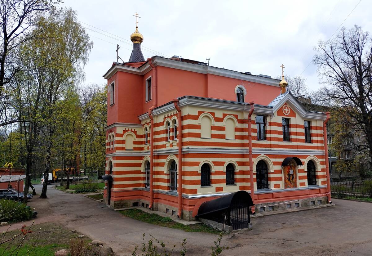 Выборгский район. Церковь Спаса Преображения в Лесном. фасады