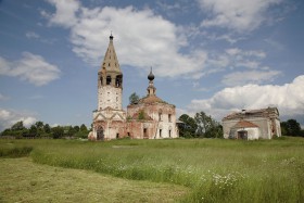 Большое Борисово. Храмовый комплекс. Церкви Николая Чудотворца и иконы Божией Матери 