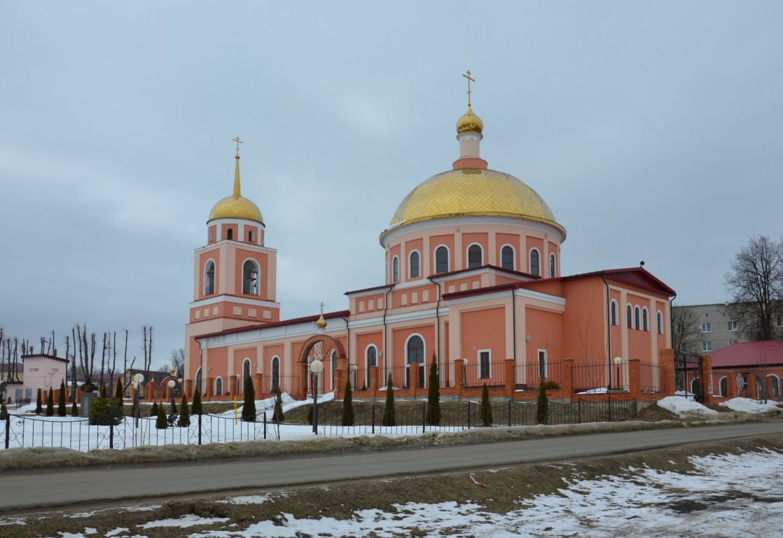 Кафедральный собор Александра Невского, Киров (Кировский район, Калужская область). фасады