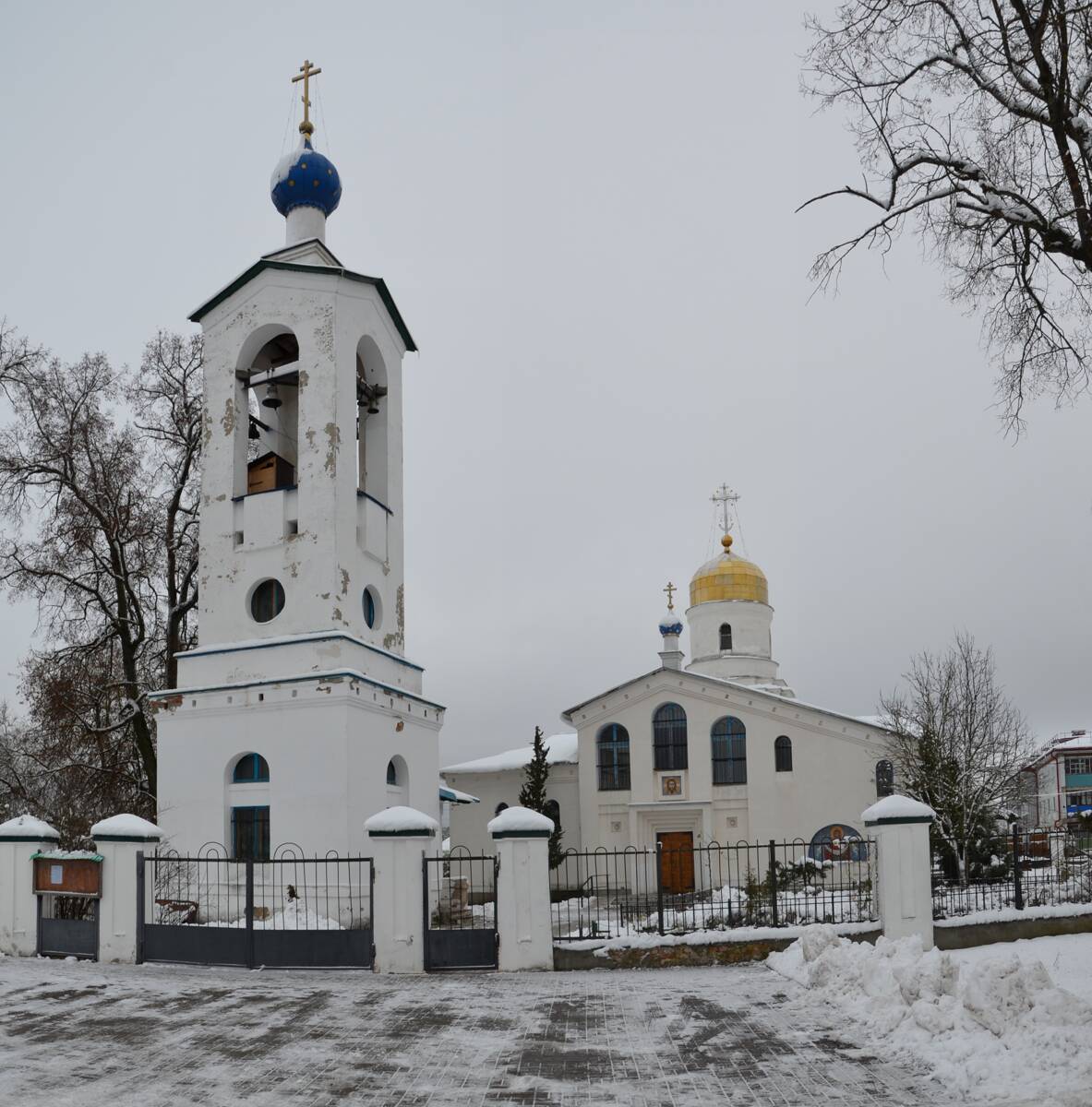 Церковь Покрова Пресвятой Богородицы, Жиздра (Жиздринский район, Калужская область). фасады