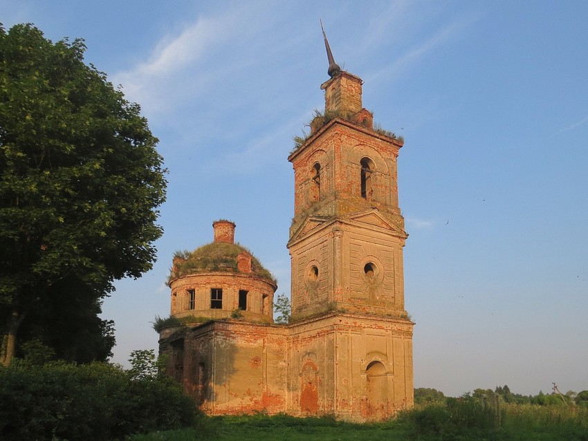 Церковь Николая Чудотворца, Ольхи (Юхновский район, Калужская область). фасады
