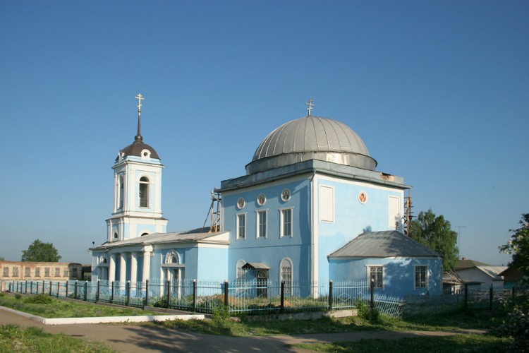 Сухиничи. Церковь Смоленской иконы Божией Матери. фасады