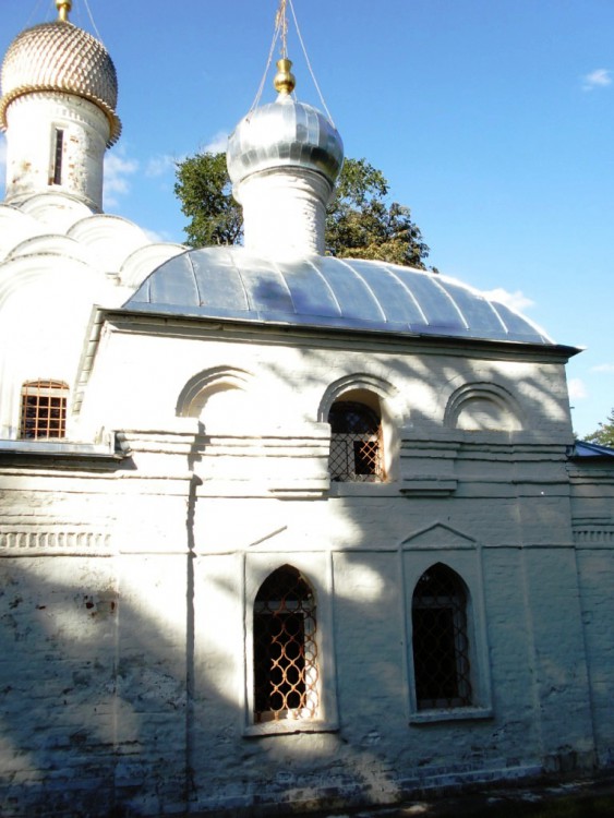 Церковь Михаила Архангела, Архангельское (Красногорский городской округ, Московская область). архитектурные детали, Фрагмент южного фасада