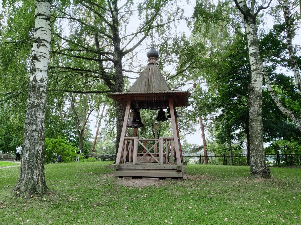 Церковь Михаила Архангела, Архангельское (Красногорский городской округ, Московская область). фасады, звонница церкви