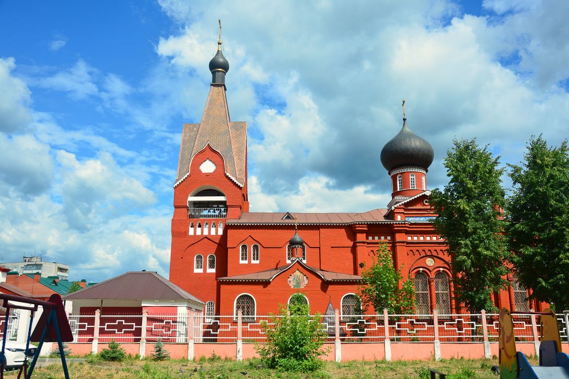 Орехово-Зуево. Церковь Рождества Пресвятой Богородицы. фасады