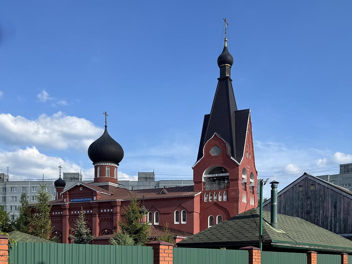 Вид с северо-запада, фасады. Церковь Рождества Пресвятой Богородицы, Орехово-Зуево (Орехово-Зуевский городской округ, Московская область)