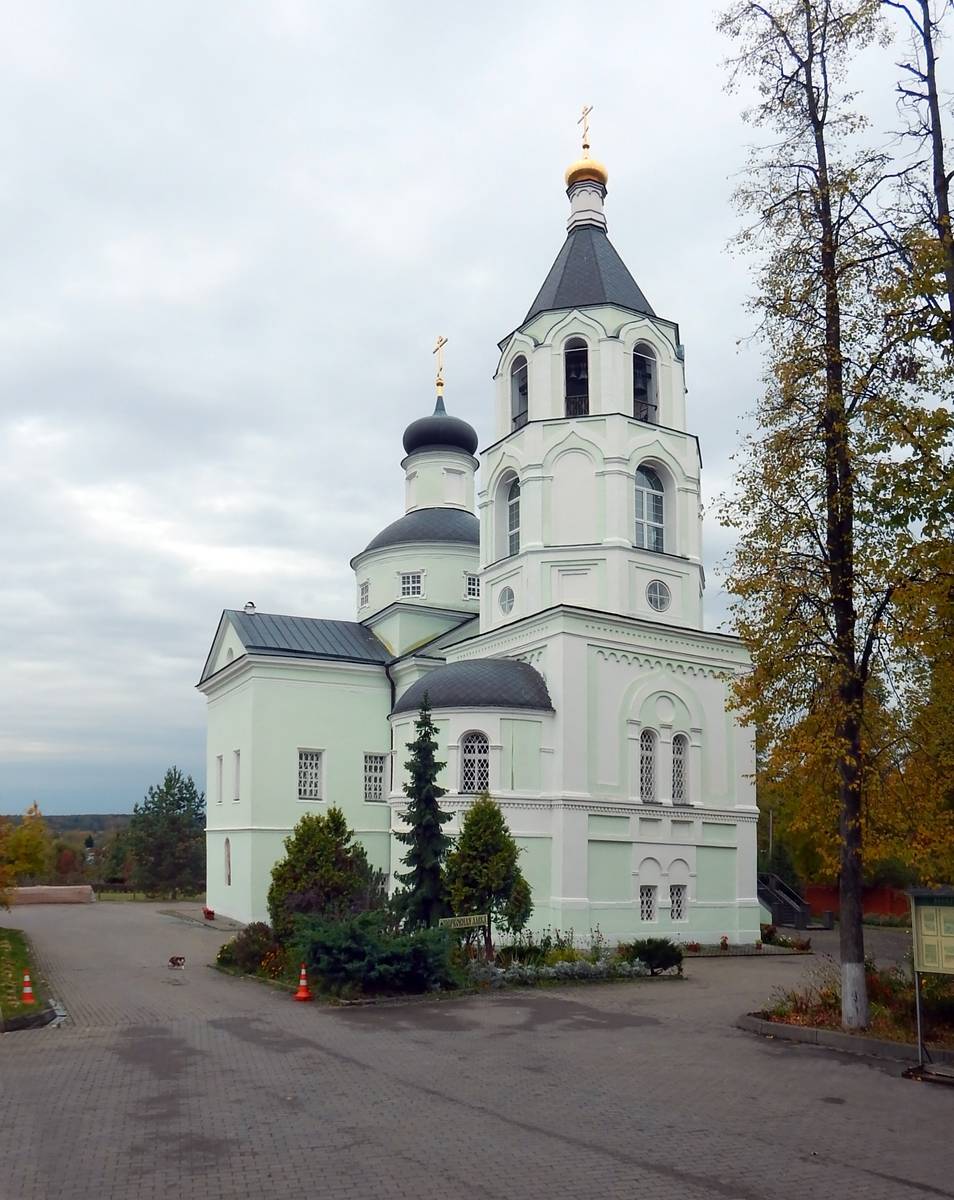 Церковь Сошествия Святого Духа в Старо-Никольском, Первомайское (Троицкий административный округ (ТАО), г. Москва). фасады